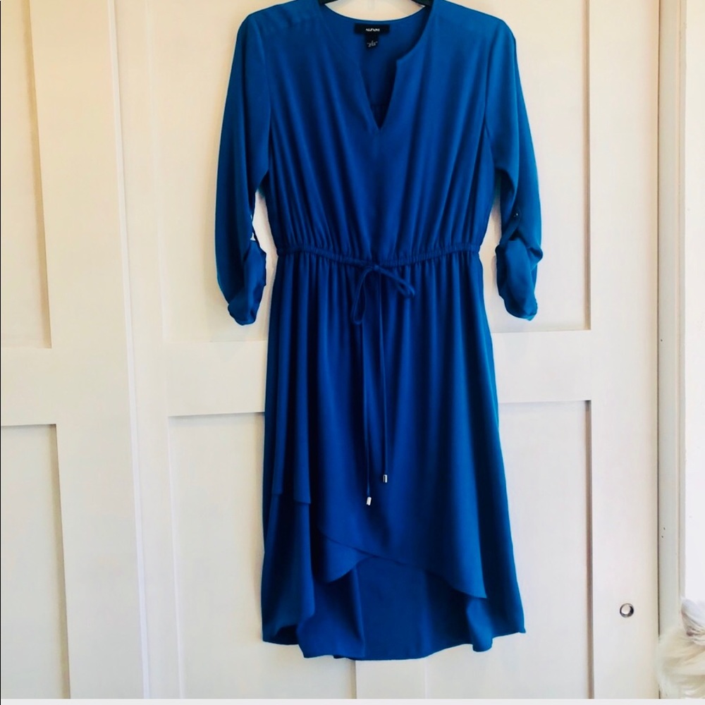 Sold! Alfani tulip hem hi-lo dress